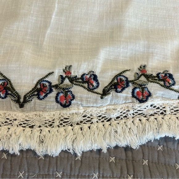 Max Studio Cotton Embroidered Top XL Cream $98 - Picture 6 of 7